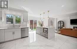 29 DIAMOND STREET | Vaughan Ontario | Slide Image Thirteen