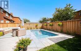 29 DIAMOND STREET | Vaughan Ontario | Slide Image Forty-two