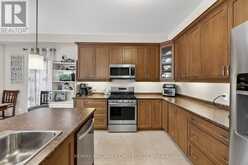 12 ORLEANS AVENUE | Barrie Ontario | Slide Image Seven