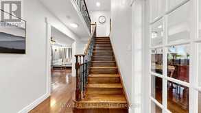 30 HARROGATE COURT | Barrie Ontario | Slide Image Sixteen