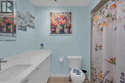 9 STEPHANIE LANE | Barrie Ontario | Slide Image Thirteen