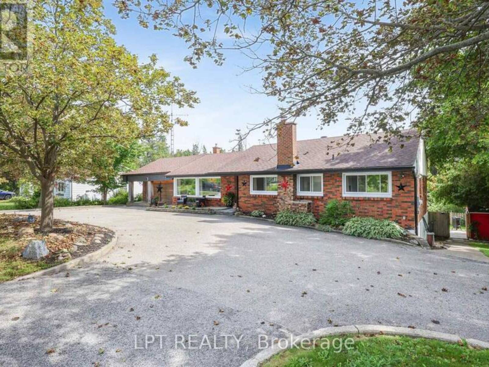 2447 RIDGE ROAD W, Oro-Medonte, Ontario L0L 2L0