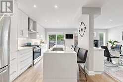 2413 BAINTREE CRESCENT | Oakville Ontario | Slide Image Eleven