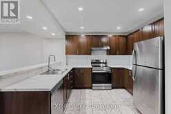 35 THAMES WAY | Hamilton Ontario | Slide Image Thirteen