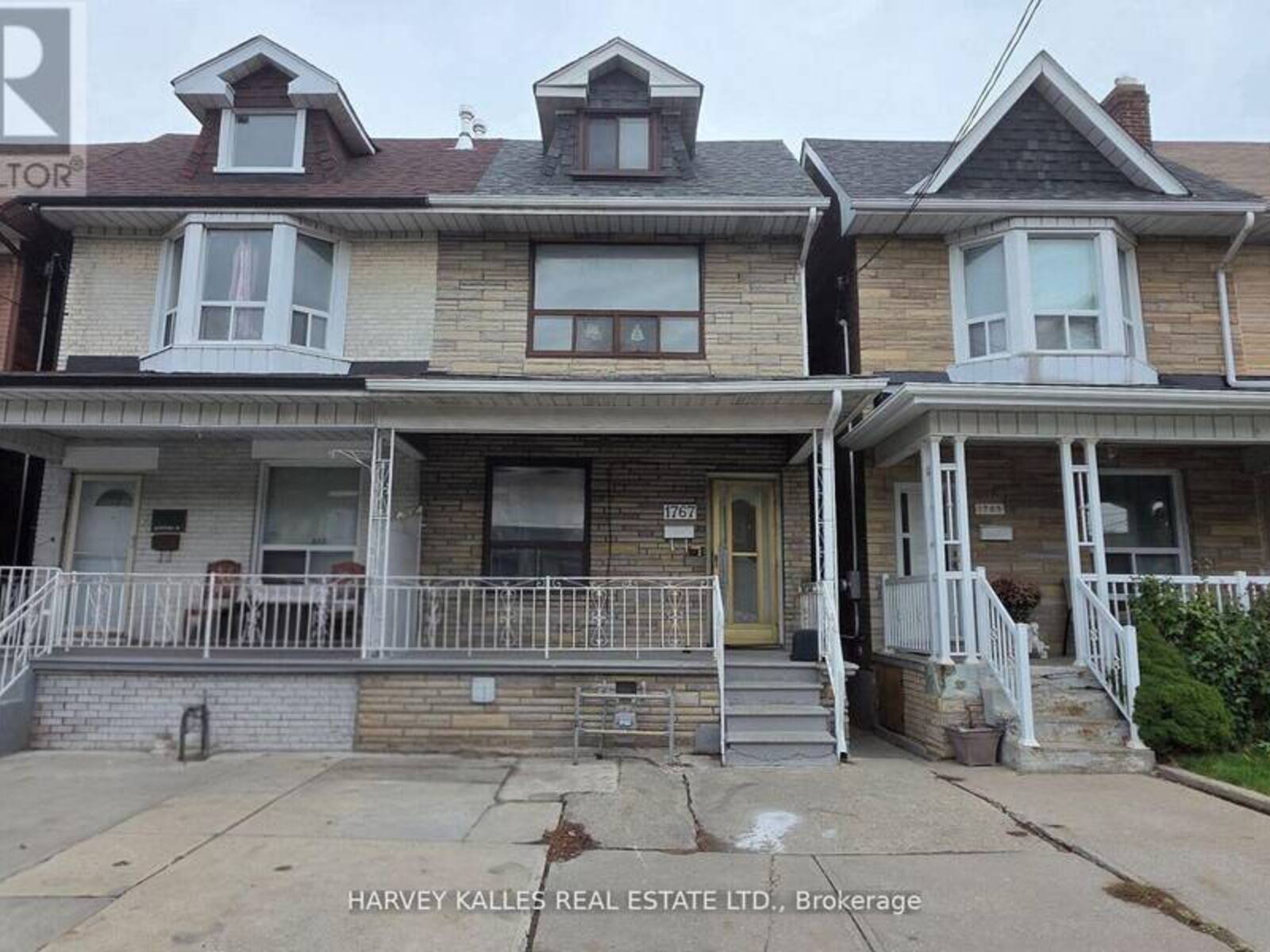 1767 DUFFERIN STREET, Toronto, Ontario M6E 3N9