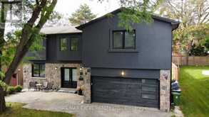 16 ALDENHAM CRESCENT | Toronto Ontario | Slide Image One