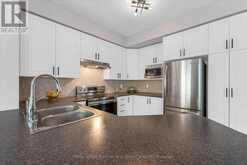 5287 SCOTIA STREET N | Burlington Ontario | Slide Image Ten