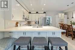 253 GATWICK DRIVE | Oakville Ontario | Slide Image Thirteen