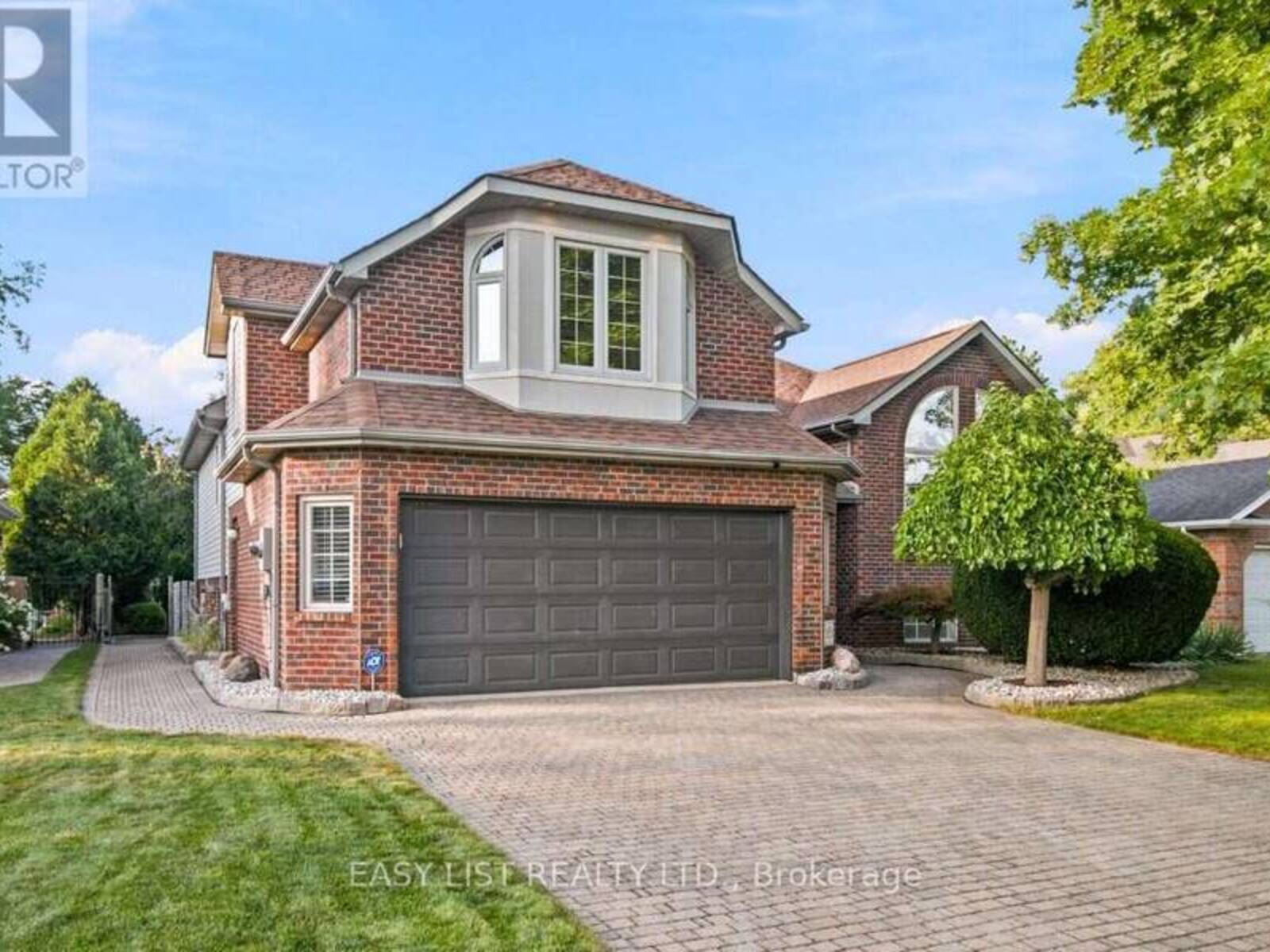 5929 ROSEWOOD CRESCENT, LaSalle, Ontario N9J 3L7
