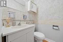 69 - 39 CAMELOT WAY | Markham Ontario | Slide Image Thirty-two