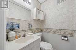 69 - 39 CAMELOT WAY | Markham Ontario | Slide Image Seventeen