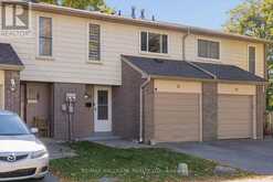 69 - 39 CAMELOT WAY | Markham Ontario | Slide Image Forty