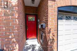 28 RUMI CRESCENT | Toronto Ontario | Slide Image Four