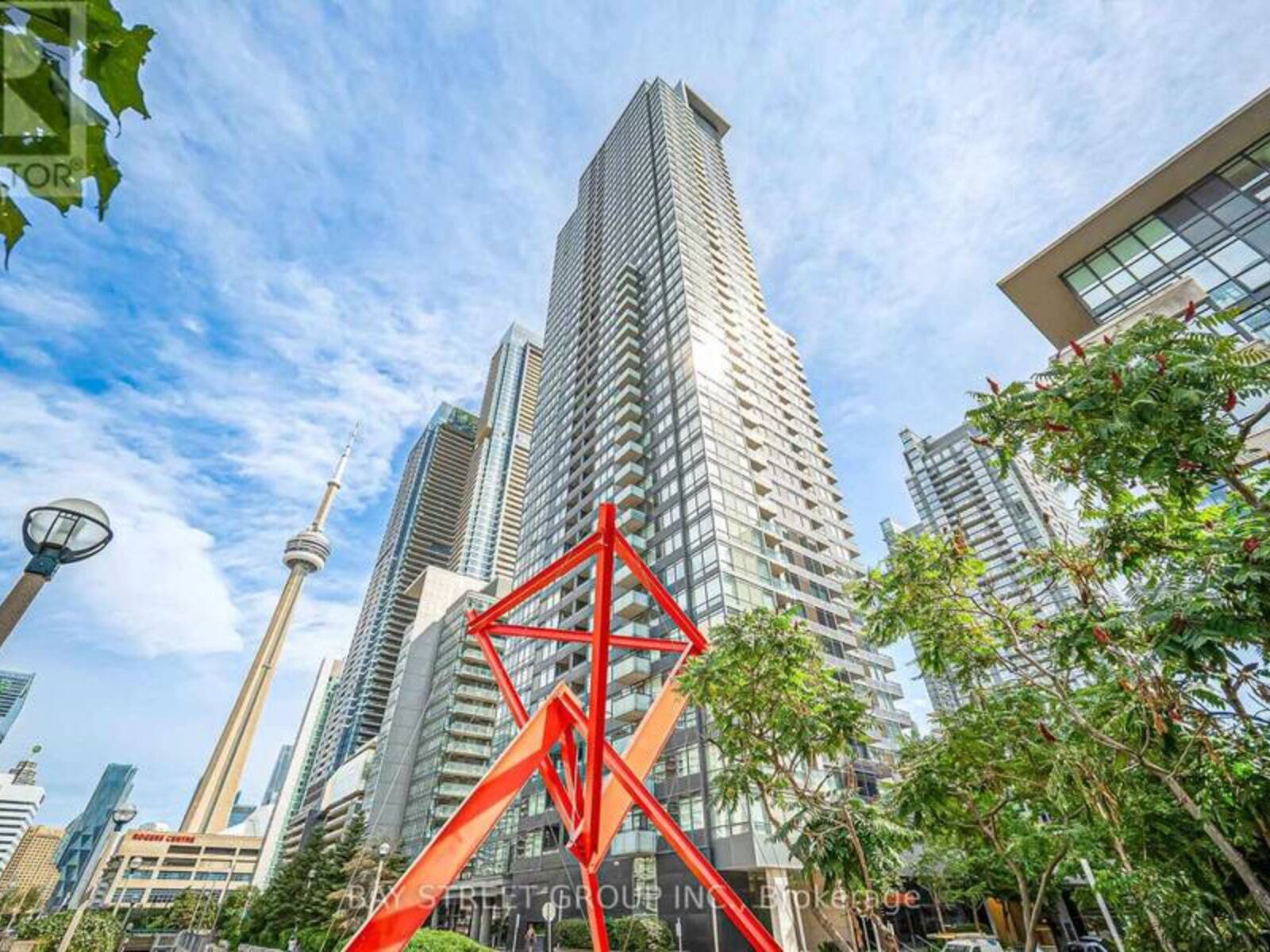 816 - 25 TELEGRAM MEWS, Toronto, Ontario M5V 3Z1