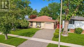 117 CLAPPISON BOULEVARD | Toronto Ontario | Slide Image Two