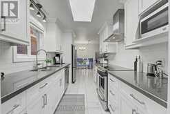 117 CLAPPISON BOULEVARD | Toronto Ontario | Slide Image Eight