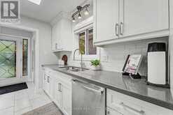 117 CLAPPISON BOULEVARD | Toronto Ontario | Slide Image Nine