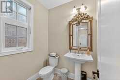 33 STOLLERY POND CRESCENT | Markham Ontario | Slide Image Twenty-one