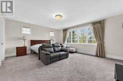 33 STOLLERY POND CRESCENT | Markham Ontario | Slide Image Twenty-four