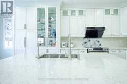 1183 MCTAVISH DRIVE | Newmarket Ontario | Slide Image Fifteen