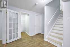 17 CROMPTON DRIVE | Barrie Ontario | Slide Image Thirty-one