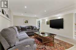 5 BLAIR ATHOL CRESCENT | Toronto Ontario | Slide Image Thirty