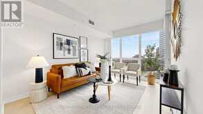 1702 - 2200 LAKE SHORE BOULEVARD W | Toronto Ontario | Slide Image One