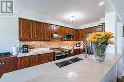 26 BAY BREEZE DRIVE | Brampton Ontario | Slide Image Eighteen
