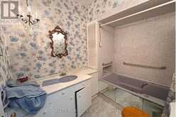 87 CEDAR BRAE BOULEVARD SE | Toronto Ontario | Slide Image Thirteen