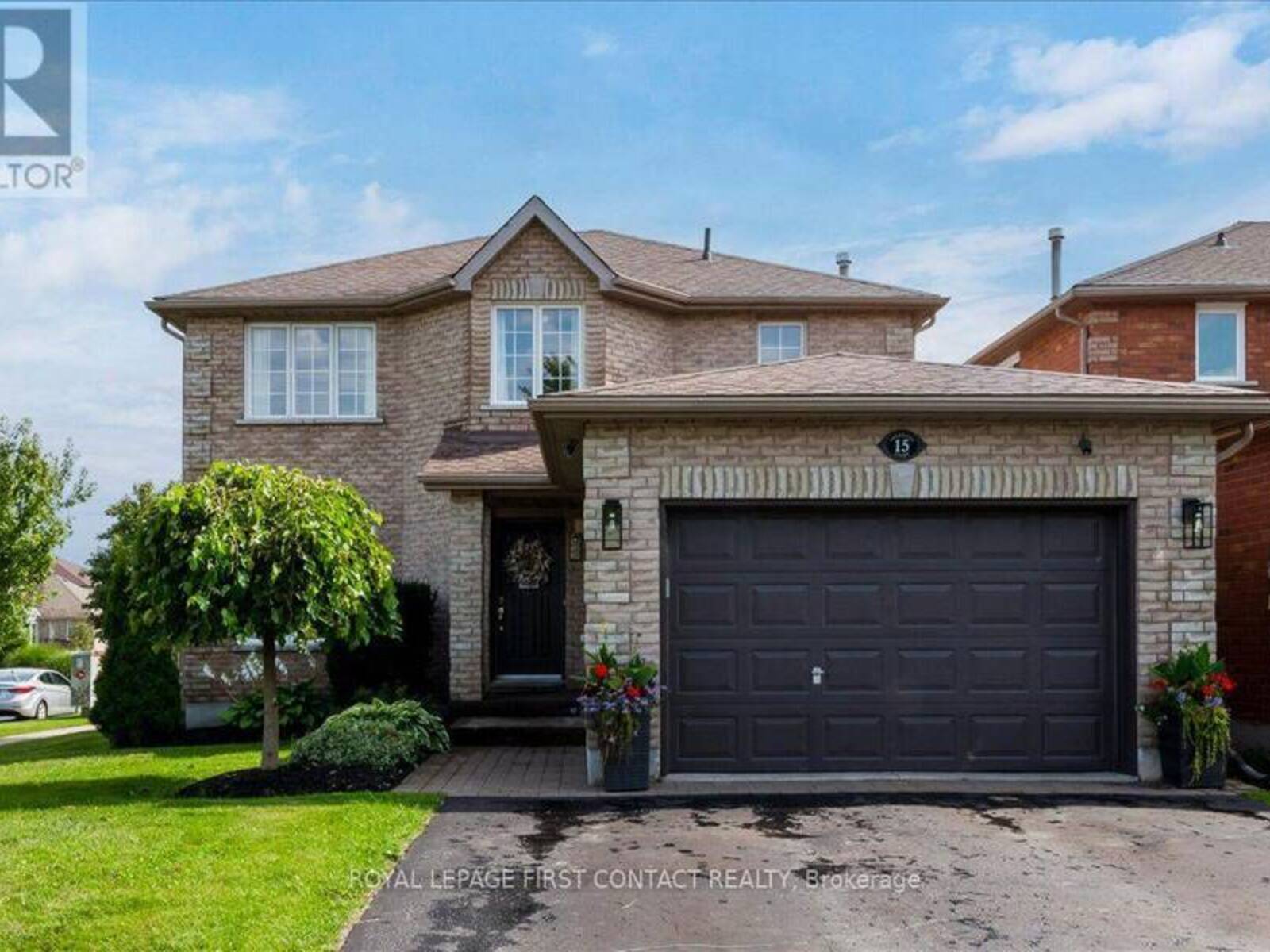 15 SHERWOOD COURT, Barrie, Ontario L4N 9V2