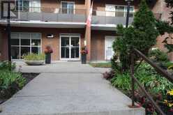 401 - 15 ELIZABETH STREET N | Mississauga Ontario | Slide Image Two