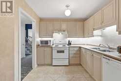 2 - 222 FELLOWES CRESCENT | Hamilton Ontario | Slide Image Seven