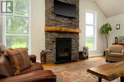 151 CONCESSION 7 ROAD E | Hamilton Ontario | Slide Image Twelve