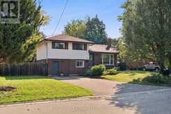 33 PATTERSON AVENUE | Brantford Ontario | Slide Image Three