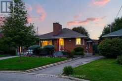 11 BARNSLEY COURT | Toronto Ontario | Slide Image Thirty-seven
