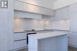 1503 - 11 DAVID EYER ROAD | Richmond Hill Ontario | Slide Image Ten