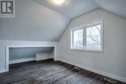 82 PARKWAY AVENUE | Toronto Ontario | Slide Image Sixteen