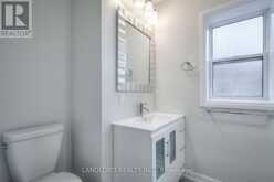 82 PARKWAY AVENUE | Toronto Ontario | Slide Image Ten