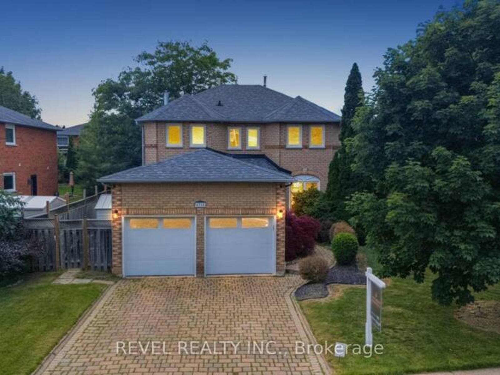 4315 CREDIT POINTE DRIVE, Mississauga, Ontario L5M 3J8