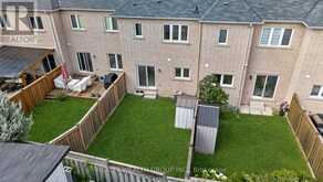 35 MATTHEWSON AVENUE | Bradford West Gwillimbury Ontario | Slide Image Twenty-five