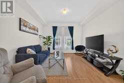 35 MATTHEWSON AVENUE | Bradford West Gwillimbury Ontario | Slide Image Five
