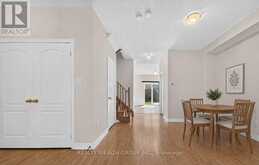 35 MATTHEWSON AVENUE | Bradford West Gwillimbury Ontario | Slide Image Six