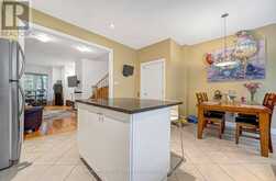 13 FLOOK LANE | Toronto Ontario | Slide Image Nine