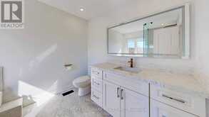 32 ARCO CIRCLE | Vaughan Ontario | Slide Image Fifteen