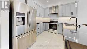 32 ARCO CIRCLE | Vaughan Ontario | Slide Image One