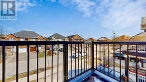 32 ARCO CIRCLE | Vaughan Ontario | Slide Image Thirty