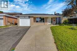 43 DAVIES CRESCENT | Barrie Ontario | Slide Image Three