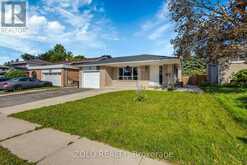 43 DAVIES CRESCENT | Barrie Ontario | Slide Image Four