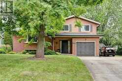 163 CHELFORD CRESCENT | Waterloo Ontario | Slide Image Two