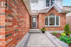 16 PINE RIDGE DRIVE | Guelph Ontario | Slide Image Three